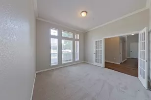 1362 Meadow Creek Dr, Lancaster, TX 75146 - Photo 17