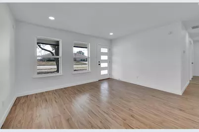 601 Valleyview Street, Ferris, TX 75125 - Photo 11