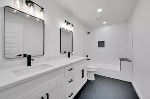 601 Valleyview St, Ferris, TX 75125 - Photo 13