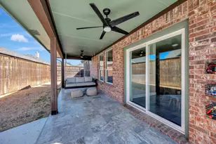 3905 Yarberry Ct, Roanoke, TX 76262 - Photo 25