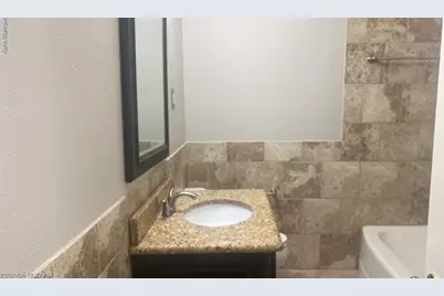 3200 S Hills Avenue, Fort Worth, TX 76109 - Photo 17