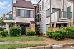 2309 Balsam Dr, Arlington, TX 76006 - Photo 3