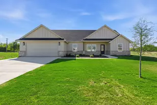 252 Yawney Dr, Lipan, TX 76462 - Photo 1