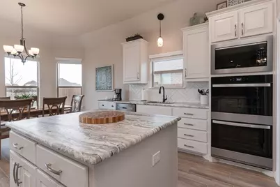 912 Meadow View Drive, Cleburne, TX 76033 - Photo 19