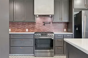 3313 Greenwood Dr, Waco, TX 76708 - Photo 9