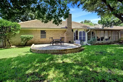 613 Robinhood Lane, Bedford, TX 76021 - Photo 39