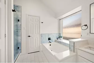 8116 Chamizal Drive, Haltom City, TX 76137 - Photo 23