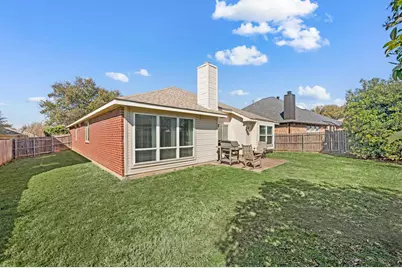 8116 Chamizal Drive, Haltom City, TX 76137 - Photo 37