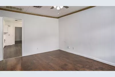 1111 Saint Edwards Street, River Oaks, TX 76114 - Photo 5