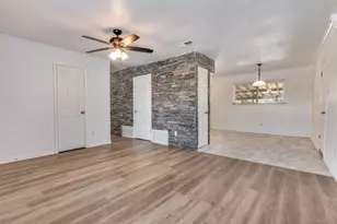 823 Ross Ln, Seagoville, TX 75159 - Photo 5