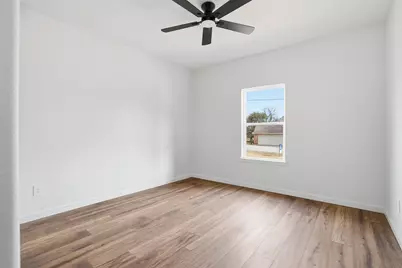4300 Lucero Drive, Granbury, TX 76048 - Photo 17