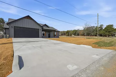 4300 Lucero Drive, Granbury, TX 76048 - Photo 3