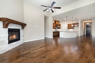 1320 Blue Lake Boulevard, Arlington, TX 76005 - Photo 13