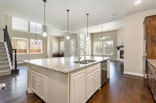 1320 Blue Lake Blvd, Arlington, TX 76005 - Photo 11