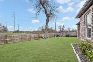 430 Davidson St, Garland, TX 75040 - Photo 37
