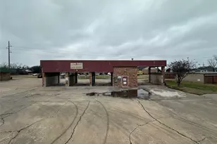 592 S League, Sulphur Springs, TX 75482 - Photo 1