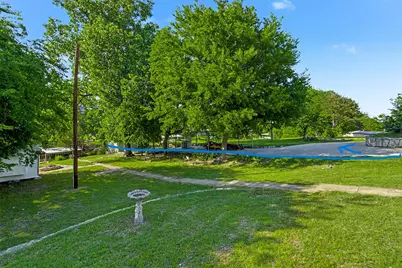 3817 Horseshoe Trail, Granbury, TX 76048 - Photo 3