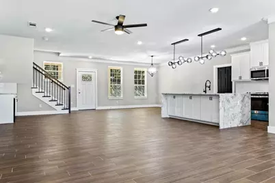 2129 Christine Drive, Granbury, TX 76048 - Photo 5