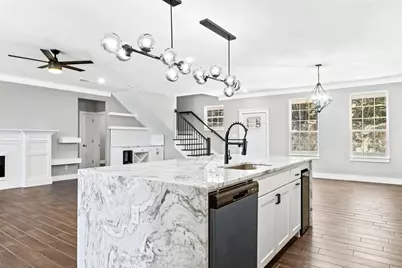 2129 Christine Drive, Granbury, TX 76048 - Photo 7