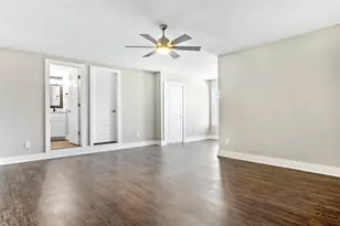 2129 Christine Dr, Granbury, TX 76048 - Photo 17