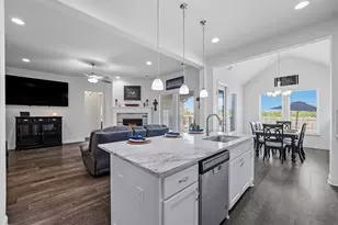 1605 Furrow Ln, Mansfield, TX 76063 - Photo 13