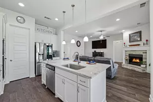 1605 Furrow Ln, Mansfield, TX 76063 - Photo 11