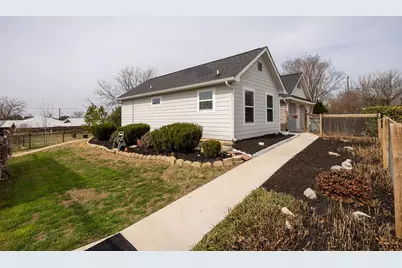 117 Marys Lane, Weatherford, TX 76086 - Photo 3