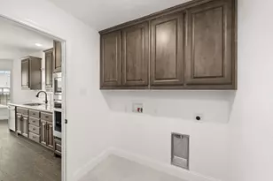 318 Bowrider Ln, Granbury, TX 76049 - Photo 23