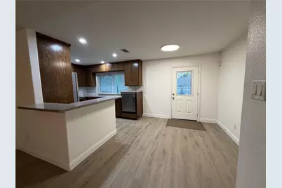 5020 Timber Creek Road, Flower Mound, TX 75028 - Photo 3