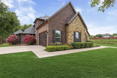 7839 Blanchard Way, Fort Worth, TX 76126 - Photo 5