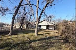 1822 S Marsalis Ave, Dallas, TX 75216 - Photo 3