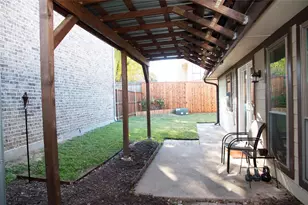 2102 Cologne Dr, Carrollton, TX 75007 - Photo 9