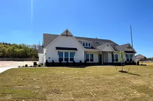 524 Lantana Dr, Weatherford, TX 76085 - Photo 1