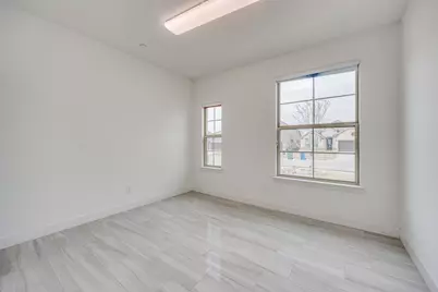 2100 Creekbluff Court, Lewisville, TX 75010 - Photo 7