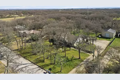 2712 Hartlee Court, Denton, TX 76208 - Photo 3