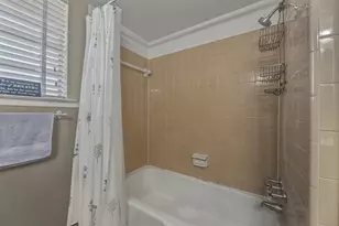 7651 La Bolsa Dr, Dallas, TX 75248 - Photo 17