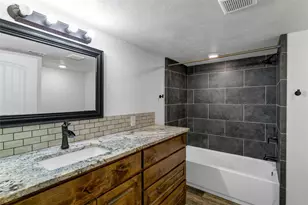200 Peninsula Ct, Bluff Dale, TX 76433 - Photo 23
