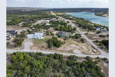 200 Peninsula Court, Bluff Dale, TX 76433 - Photo 37