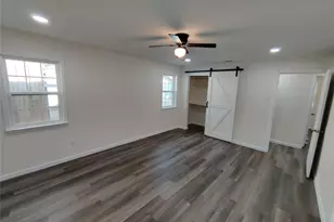 913 Rosewood Hills Dr, Garland, TX 75040 - Photo 11