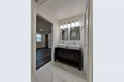 913 Rosewood Hills Drive, Garland, TX 75040 - Photo 21