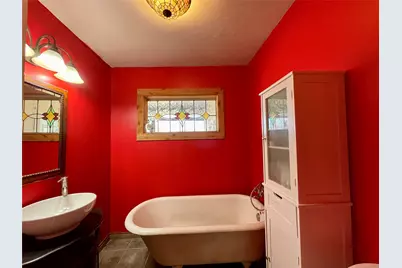 209 N Bowie Street, Jacksboro, TX 76458 - Photo 19