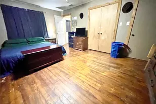 209 N Bowie St, Jacksboro, TX 76458 - Photo 21