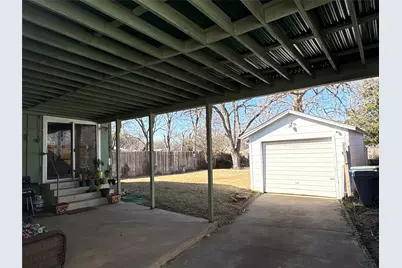 3619 Falls Drive, Dallas, TX 75211 - Photo 15