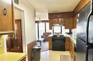 3619 Falls Dr, Dallas, TX 75211 - Photo 5