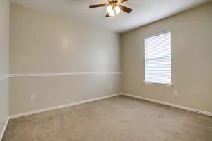 129 Lipan St, Greenville, TX 75402 - Photo 19