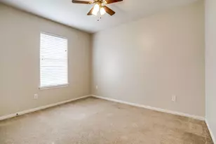 129 Lipan St, Greenville, TX 75402 - Photo 21