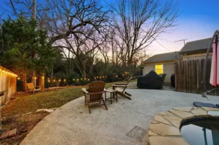 919 Mockingbird Dr, Grapevine, TX 76051 - Photo 15