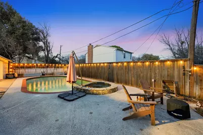 919 Mockingbird Drive, Grapevine, TX 76051 - Photo 13