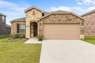 2062 Pleasant Knoll Cir, Forney, TX 75126 - Photo 3