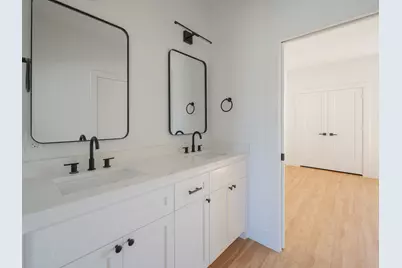 2702 Valentine Street, Dallas, TX 75215 - Photo 19